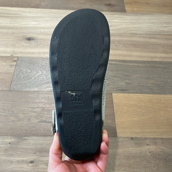 SAS Tripad Women's Size 10M Comfort Relaxed Leather Sandals Strap Buckles - Picture 12 of 14